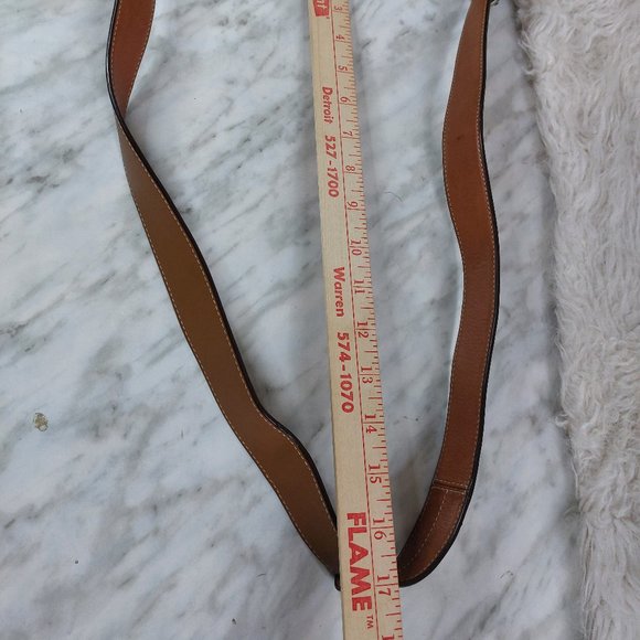 Coach F10938 Cream and Tan Trim Leather Crossbody Bag - Picture 6 of 12